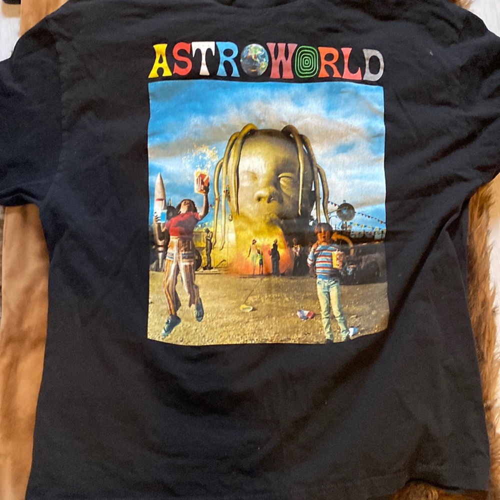 Travis Scott astroworld concert merch
